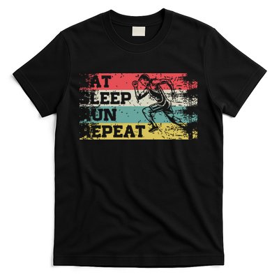 Vintage Retro Eat Sleep Run Repeat Funny Running Runner Gift T-Shirt
