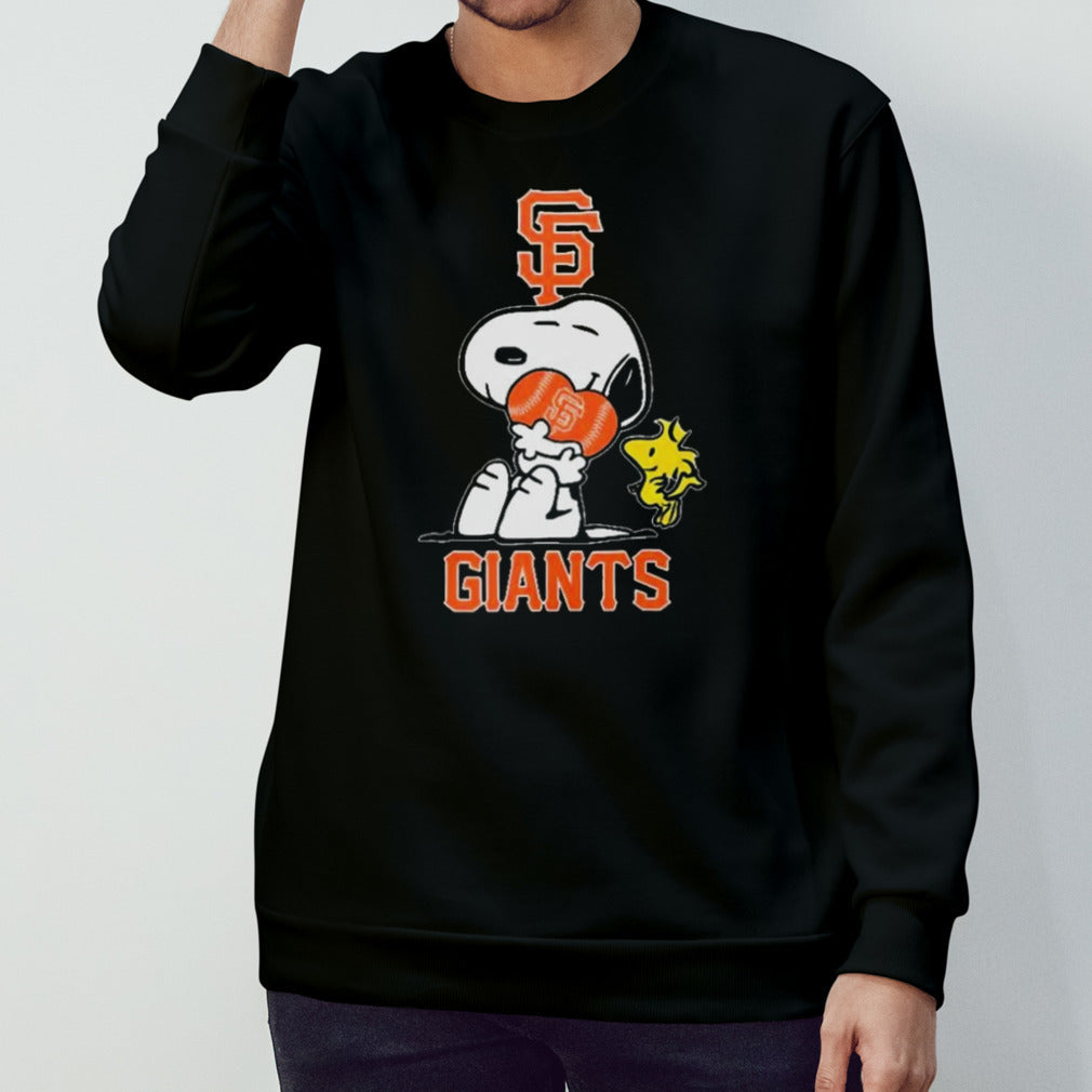 Snoopy Hug Heart San Francisco Giants Baseball shirt