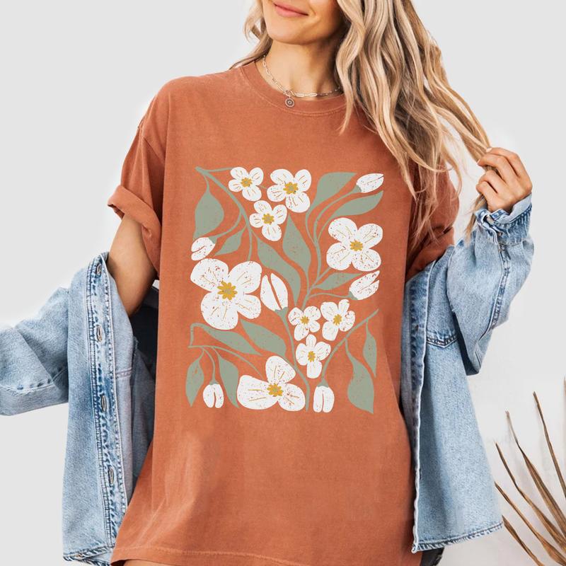 Boho Floral Tshirt, Daisy Shirt, WildFlowers Shirt, Retro Wild Flower Tshirt, Comfort Shirts for Women, Vintage Botanical Tee For Her, Retro Floral Nature T-Shirt, Flowers Lover Tee, Floral Nature TShirt, Ladies Shirts, Gift for Mom, Women Top
