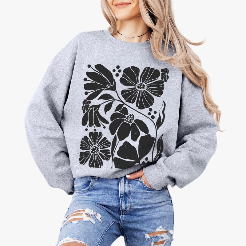 WildFlowers Shirt, Wild Flower Tshirt, Comfort Shirts for Women, Boho Floral Shirt for Her, Vintage Botanical Tee, Gifts For Her, Pastel Floral Nature T-Shirt, Flowers Lover Shirt, Garden Lover Tee, Ladies Shirts, Gifts for Women, Gift for Mom, Women Top
