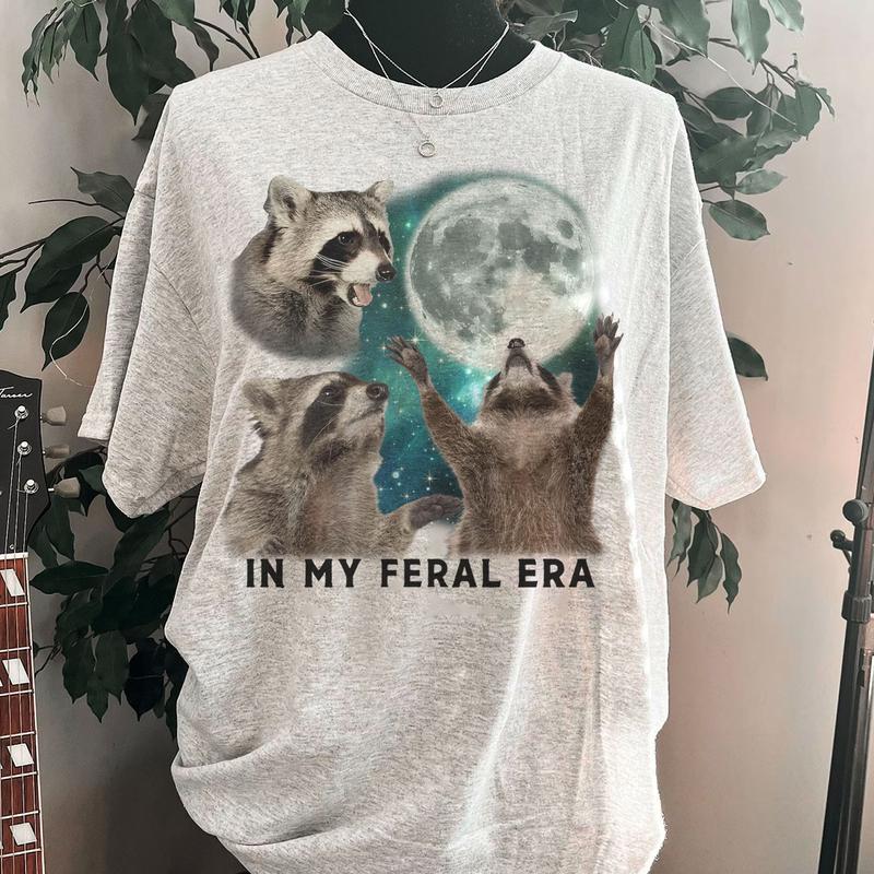 Racoon Shirt, Three Raccoons Vintage Graphic T-shirts, Raccoon Lovers, Retro Raccoon Moon shirt, Funny Raccon Sweatshirt, Raccoon Gifts Cotton Fit