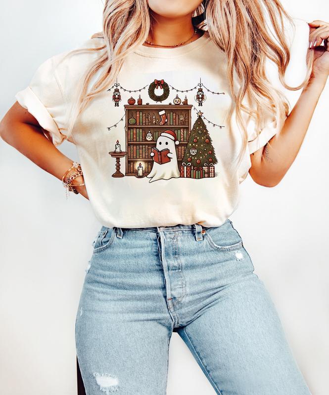 Ghost Reading Books Christmas Sweatshirt, Bookish Christmas Crewneck, Cute Ghost Xmas Shirt, Christmas Teacher Gift, Librarian Christmas Shirt, Christmas Bookish Gift Shirt