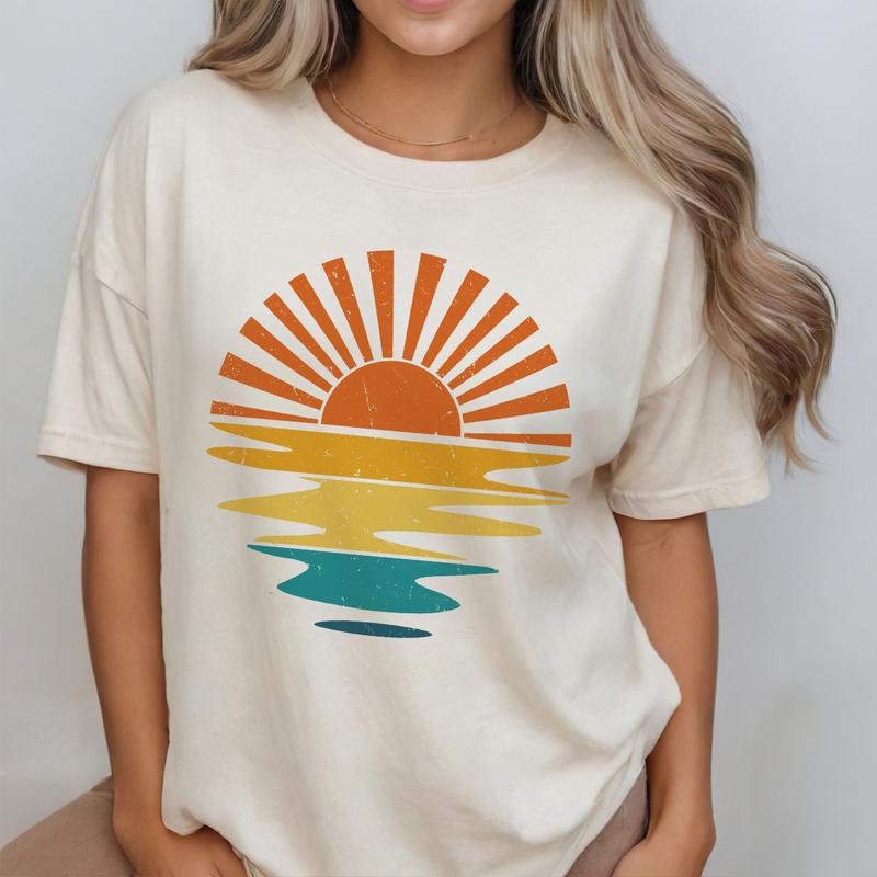 Sunset Shirt, Summer Shirt, Sun Shirt, Retro Sunshine Shirt, Sun Rays Tee, Beachy Vibes Tee, Comfort Shirt for Women, Beach TShirt, Summer Vacation TShirts, Retro Summer Time, Sunsets Tee, Matching Beach TShirt, Girls Trip Tee, Gift for Friend Women Top