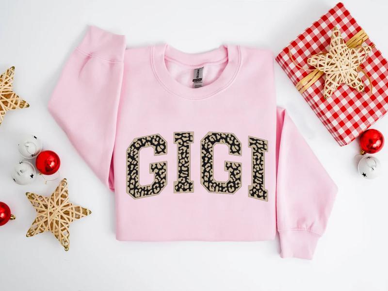 Gigi Sweatshirt, Gigi Grandma Sweater, Gigi Shirt, New Grandma Gift, Cool Gigi Crewneck Sweat Shirt, Gigi Gift, Trendy Leopard Print