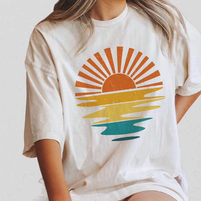 Sunset Shirt, Summer Shirt, Sun Shirt, Retro Sunshine Shirt, Sun Rays Tee, Beachy Vibes Tee, Comfort Shirt for Women, Beach TShirt, Summer Vacation TShirts, Retro Summer Time, Sunsets Tee, Matching Beach TShirt, Girls Trip Tee, Gift for Friend Women Top