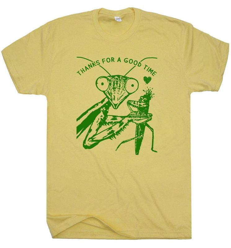 Praying Mantis T-Shirt Funny Weird Crazy T-Shirts for Women Men Eater Cute Insect t-Shirt Cool Graphic Shirts Dark Humor Tee Silly Saying