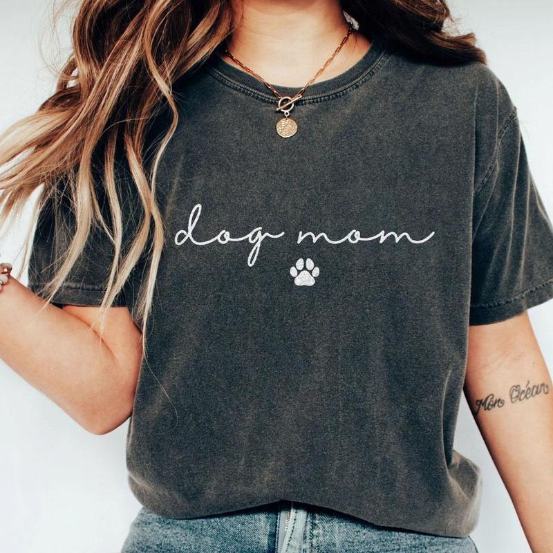 Dog Mom Shirt, Dog Mom T-Shirt, Dog Mom Shirts, Dog Mom Tee, Dog Mama Shirt, Dog Lover Gifts, Pet Lover T-shirt, Dog Owner Outfits, Dog Mama Clothing, Dog Mom Women Top
