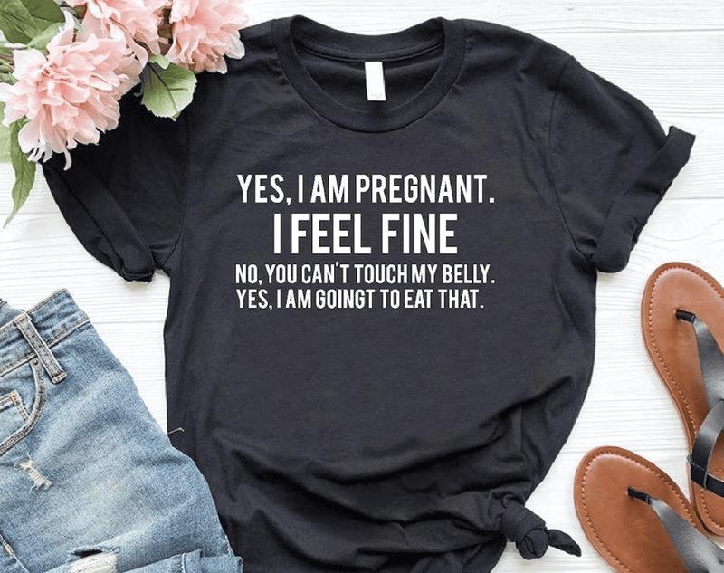 Funny Pregnancy Shirt,New Mom T-Shirt,Mom To Be Gift,Pregnancy Announcement Shirt,Gift For Pregnant,Cute Maternity Shirt,Yes I Am Pregnant, Unisex Cot