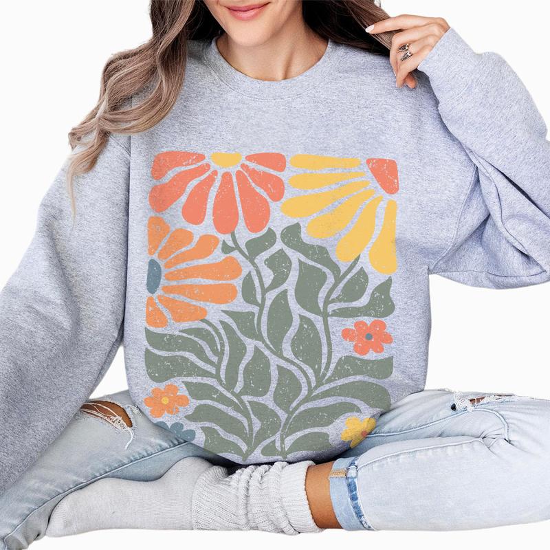 Flowers Shirt, Boho Wildflowers Shirt, Boho Flowers Shirts, Floral Nature Shirt, Flowers Lover Tee, Shirts for Women, Vinatage Floral Shirt, Gifts For Her, Pastel Floral Nature T-Shirt, Garden Lover Tee, Gifts for Women, Gift for Mom, Women Top Comfort