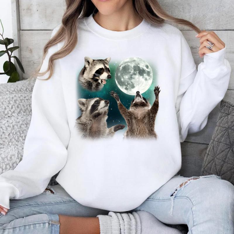 Retro Raccoon Moon Sweatshirt, Three Raccoons Vintage Graphic Shirts, Raccoon Lovers, Funny Raccoon Tee, Raccoon Gifts, Sweatshirt, T-shirt