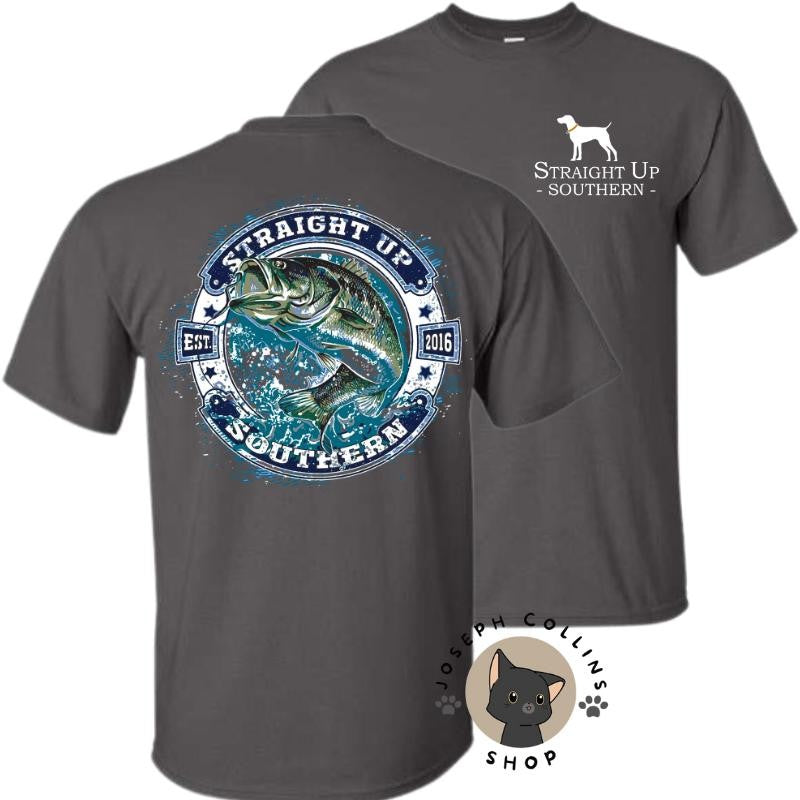 Jumping Bass Badge T-Shirt - by Straight Up Southern - Summer Outfits, Regular Fit Short Sleeve Crew Neck T-Shirt for Men, Casual Comfy Knitting Top for Summer